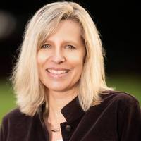 Author Mary Keliikoa Headshot